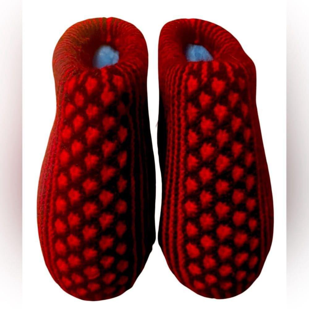 Woven wool slippers